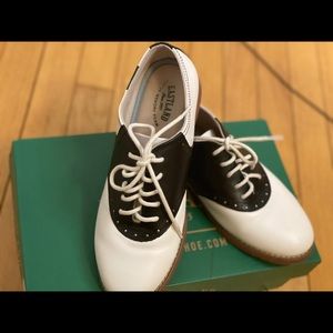 East land Sadies,black and white